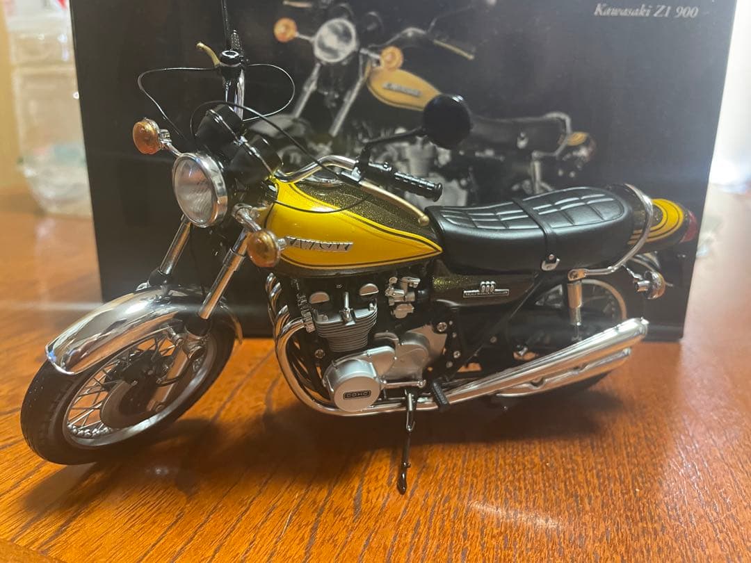 Kawasaki Z1 900 ミニチャンプス 1/12スケール