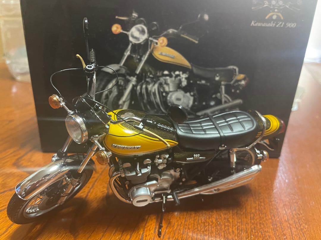 Kawasaki Z1 900 ミニチャンプス 1/12スケール