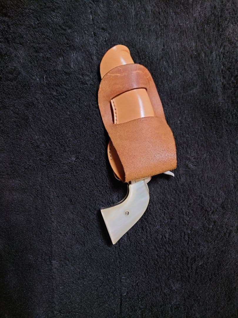 レザークラフト製ホルスター
