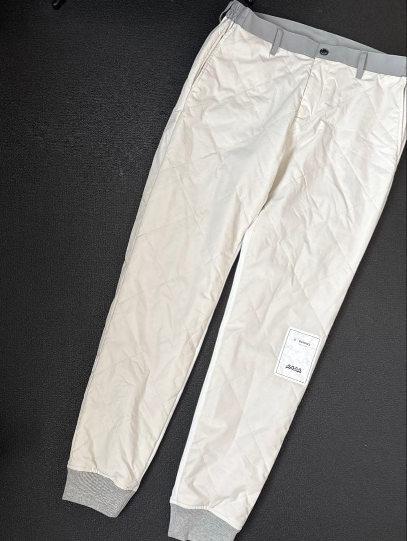 今季新作定価39600円　ムータゴルフ　コラボ　中綿ジョガーパンツ　白