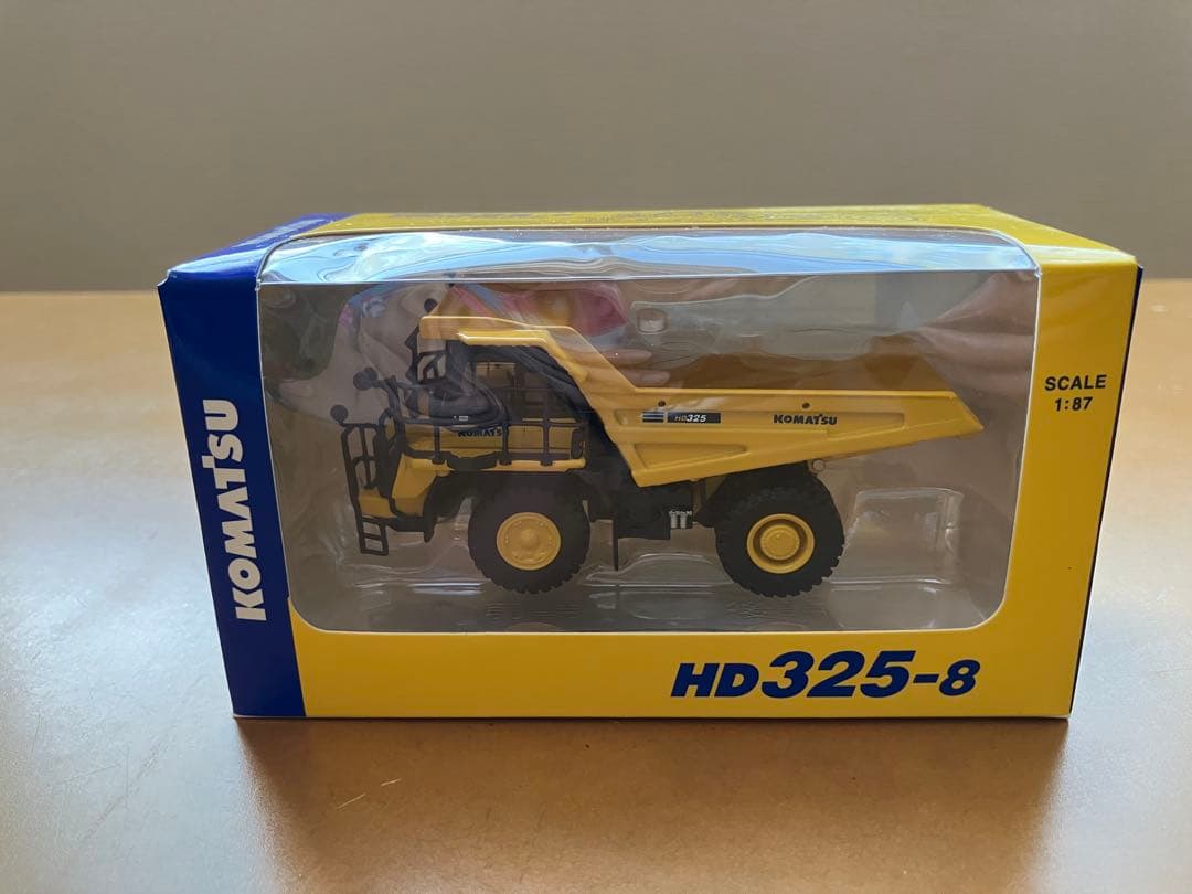 KOMATSU 株主優待重機ミニカーセット　非売品