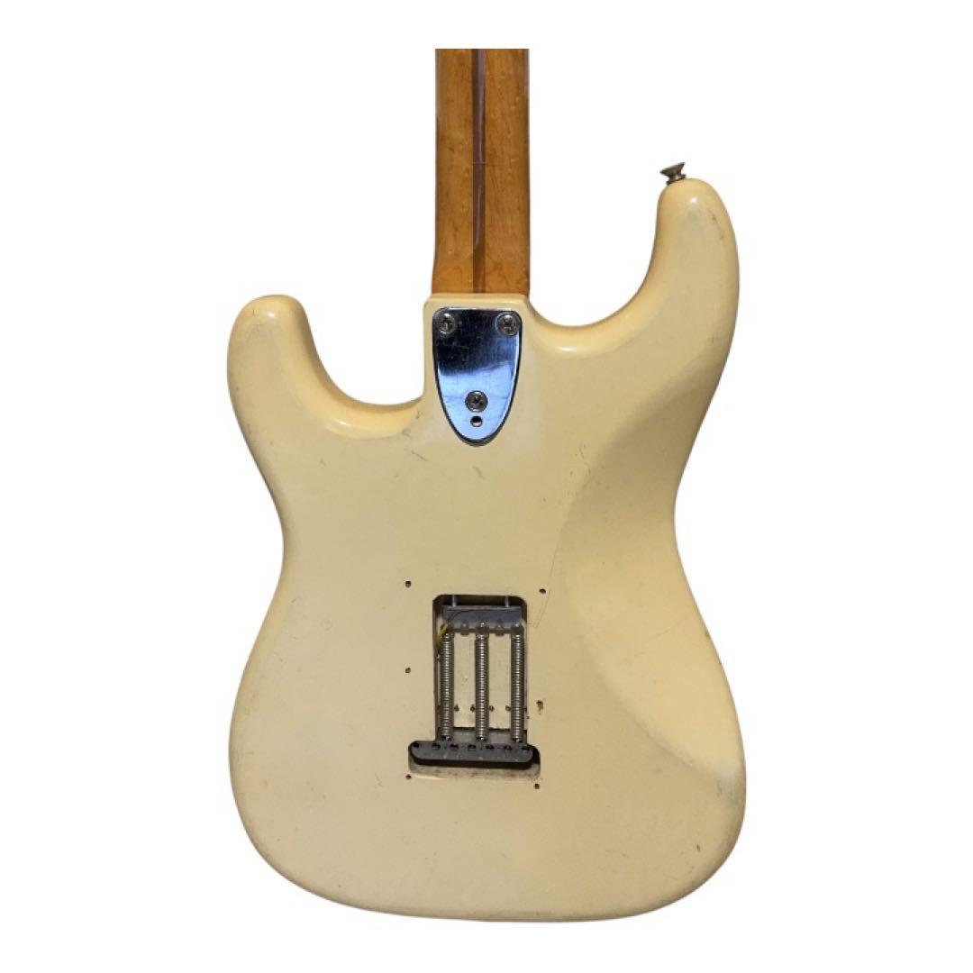 み*り様 メーカー不明　ストラトキャスタータイプ エレキギター アイボリー　ラー