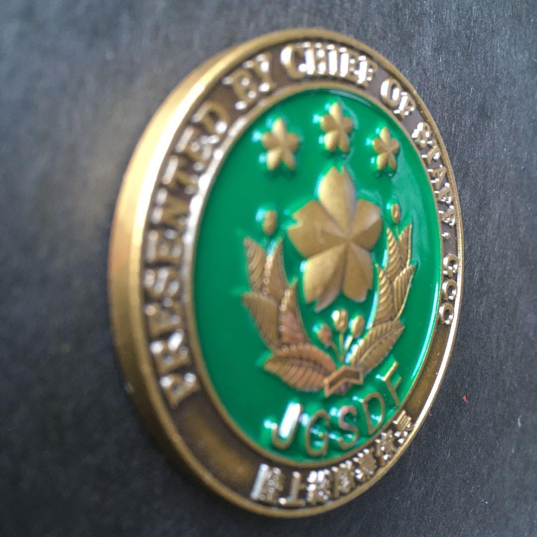 チャレンジ 陸上総隊幕僚長 プラスチックケース入り 直径約4.5cm