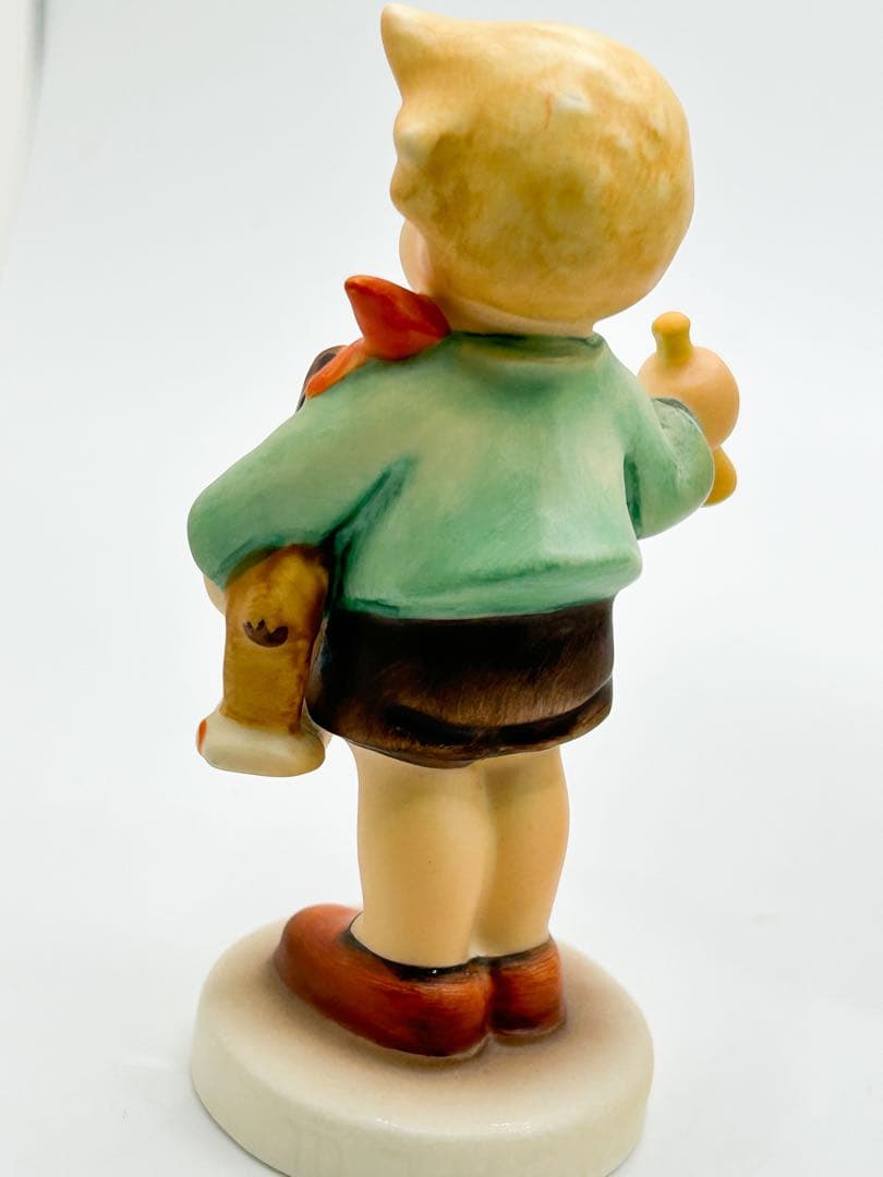 Goebel ゲーベル　フンメル人形　 #820