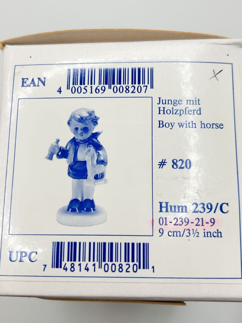 Goebel ゲーベル　フンメル人形　 #820