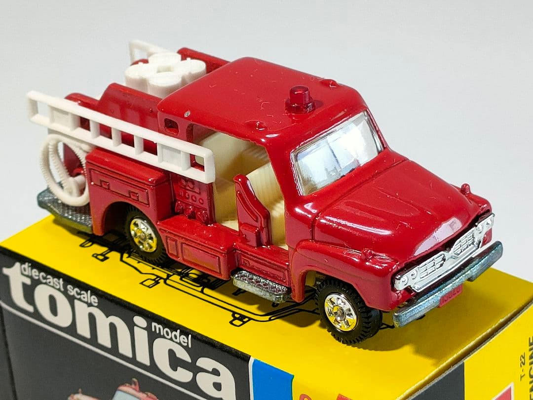 黒箱トミカ68 いすゞポンプ消防車(旧ホイール) 美品 日本製 デッドストック