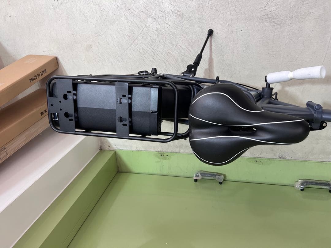 ファットバイク20インチ折り畳みビーチクルーザー自転車 FATBIKE 7段変速