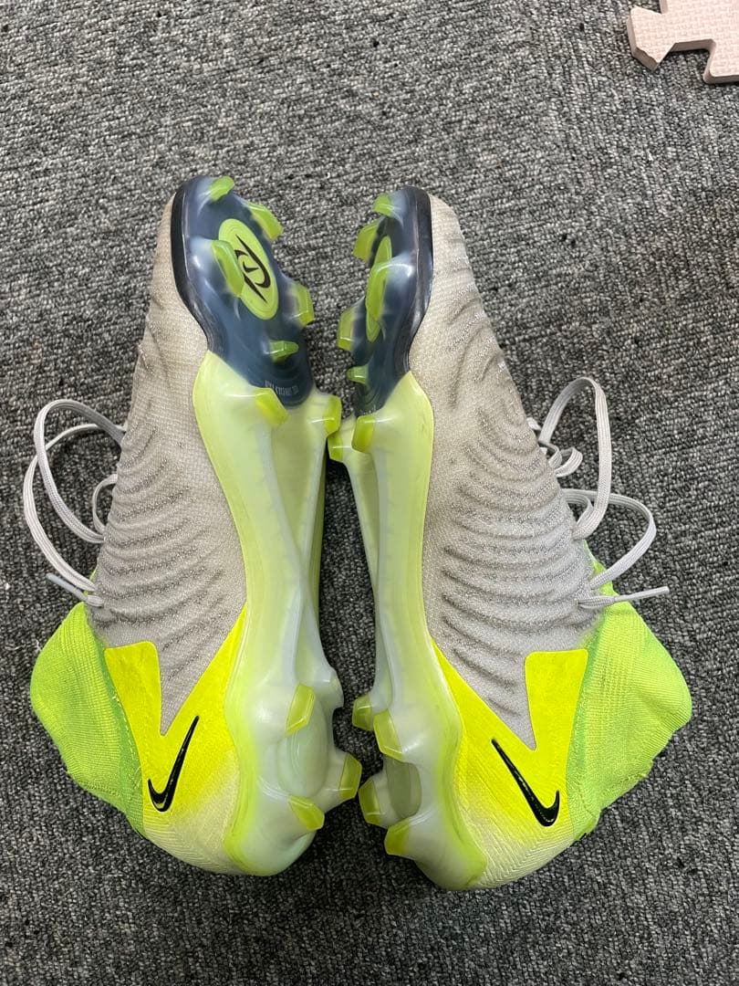 Nike ファントムgx2 スパイクシューズ グレー/イエロー