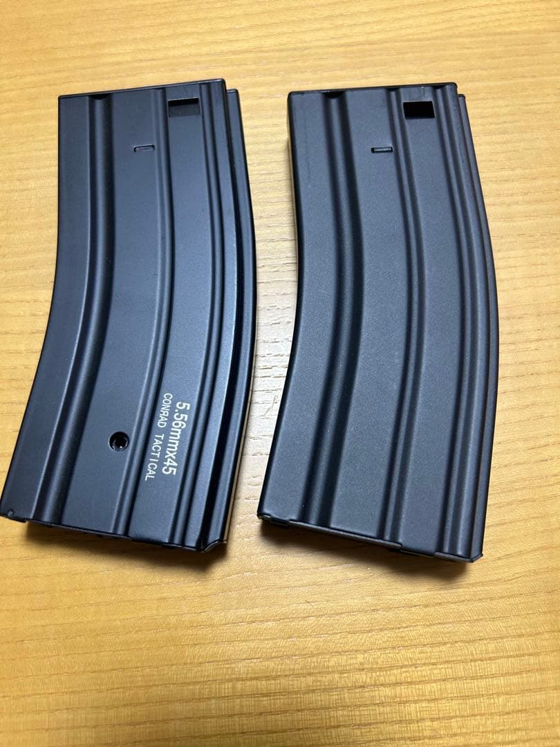 東京マルイ18歳以上電動ガンSR-16Ｍ4カービン マガジン2つ バッテリーつき