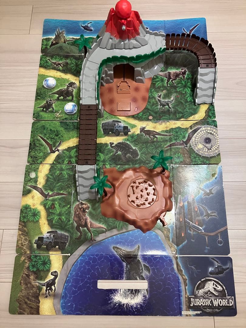 アニア 探検！ジュラシック・ワールド　プレイセット　フィギュアセット　アニア