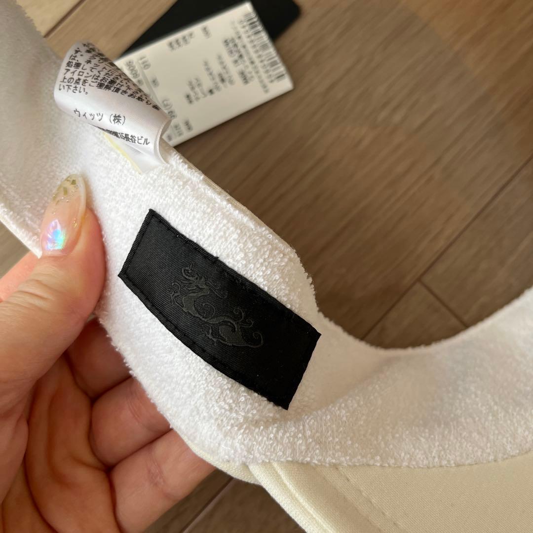 新品タグ付き　ホワイトバイザー