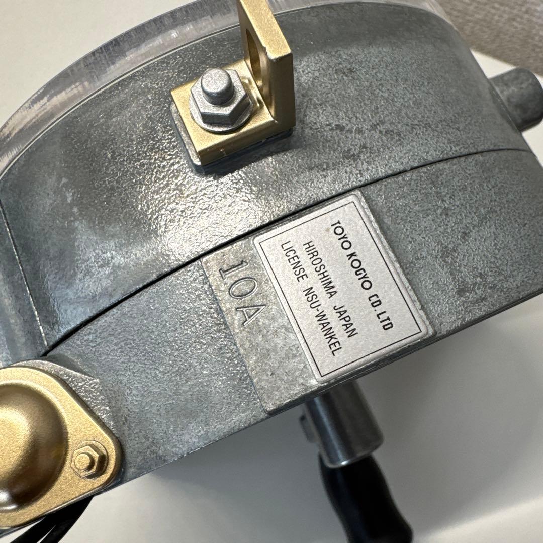 デアゴスティーニ マツダ コスモスポーツのロータリーエンジン 1/2 完成品