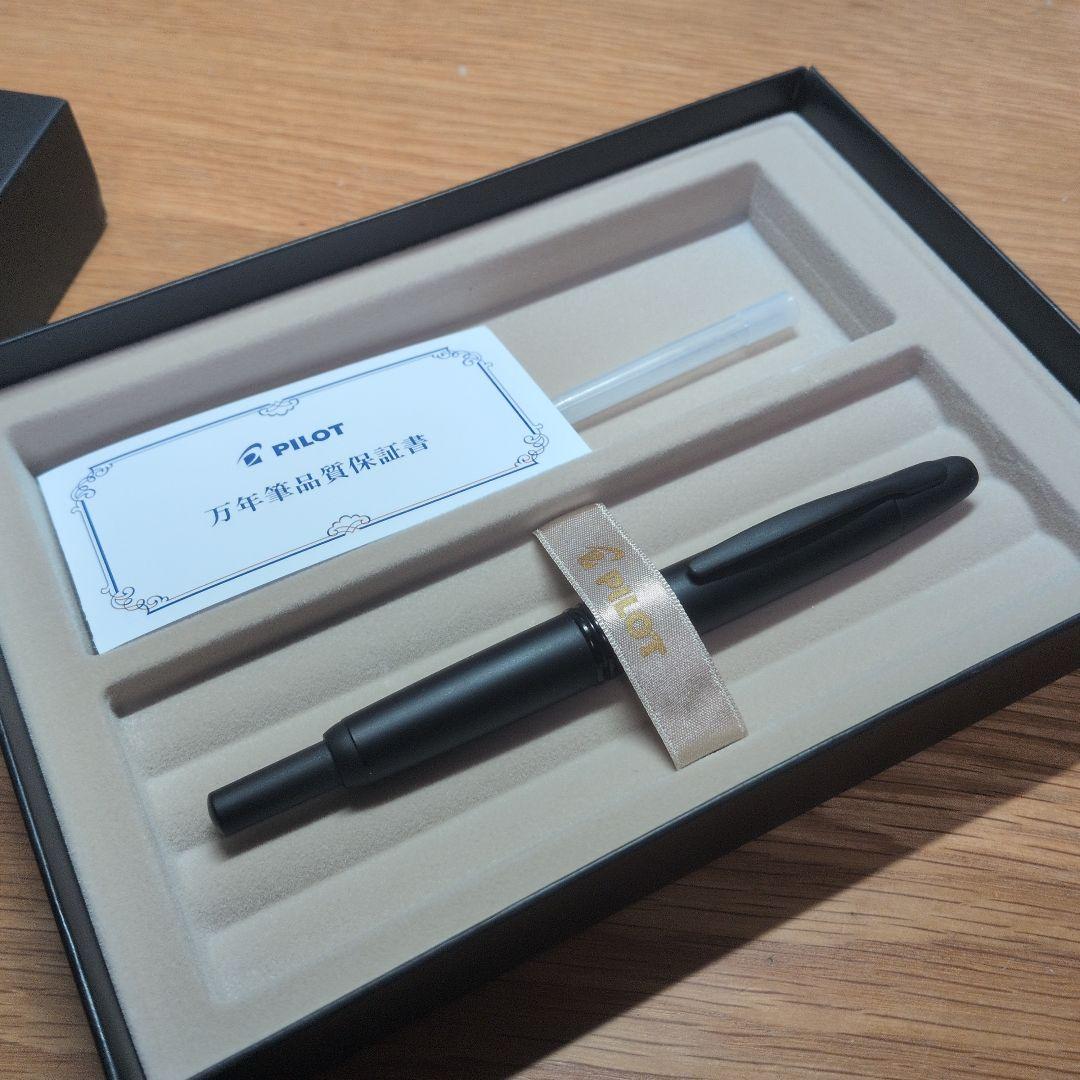 PILOT 万年筆　キャップレス　fc-18sr-bm　EF　おまけ付き