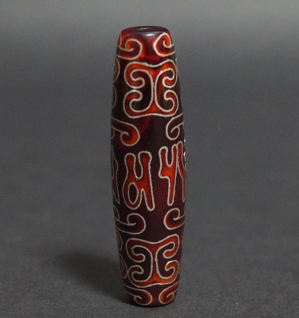 オールドチベット メノウ瑪瑙 銀線象嵌『如意六字真言天珠』大玉根付 緒締玉提げ物