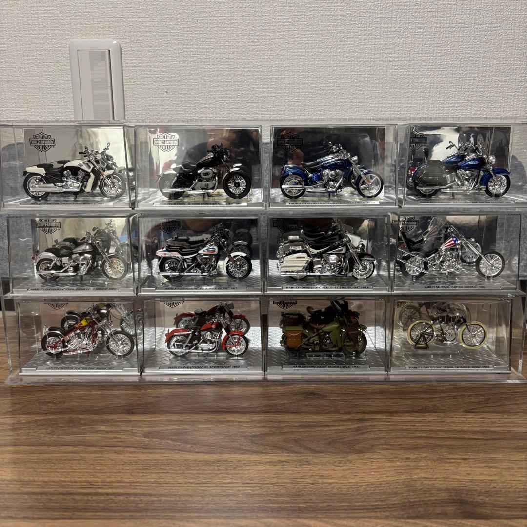 ⭐️デアゴスティーニ　ハーレーダビッドソン 1/24 12台 専用ショーケース付き