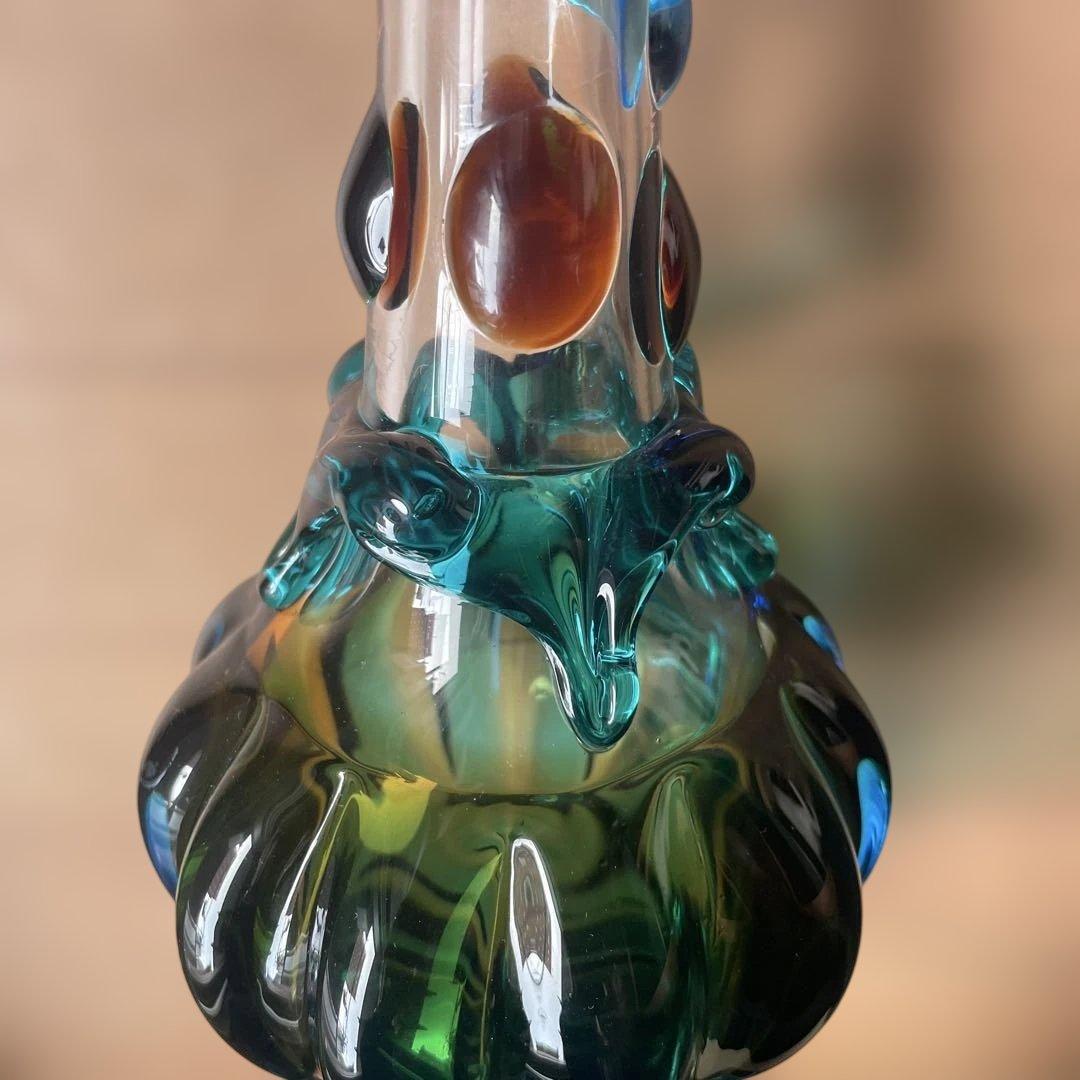 津軽びいどろ　装飾的な青緑色ガラスポット