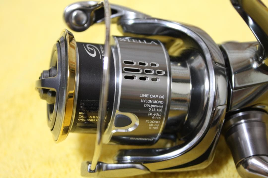 シマノ　１８ステラ 　Ⅽ2500SXG