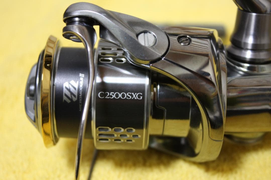 シマノ　１８ステラ 　Ⅽ2500SXG