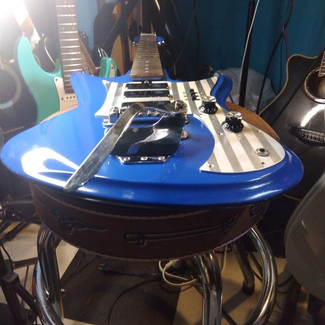 エレキギター 青 3ピックアップ 。 TEISCOビザールギター...