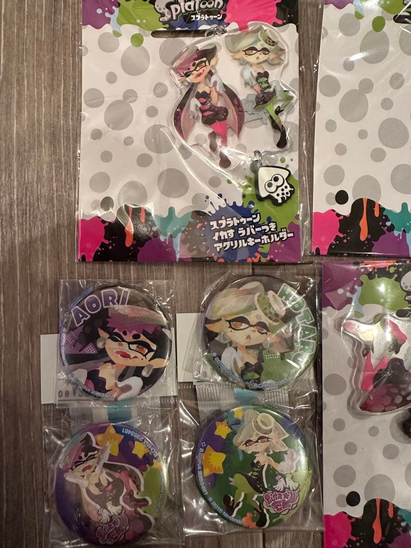 スプラトゥーン シオカラーズ アクリルキーホルダー＆缶バッジセット