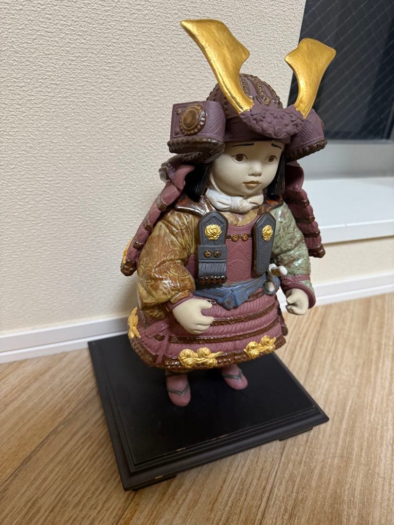 リヤドロ 若武者 60周年記念モデル 13045 フィギュリン　兜