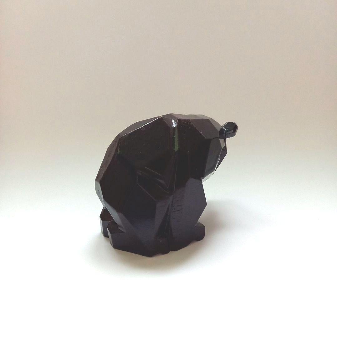 木彫りの熊　民芸　北海道土産　熊の置物　カット彫り　八雲