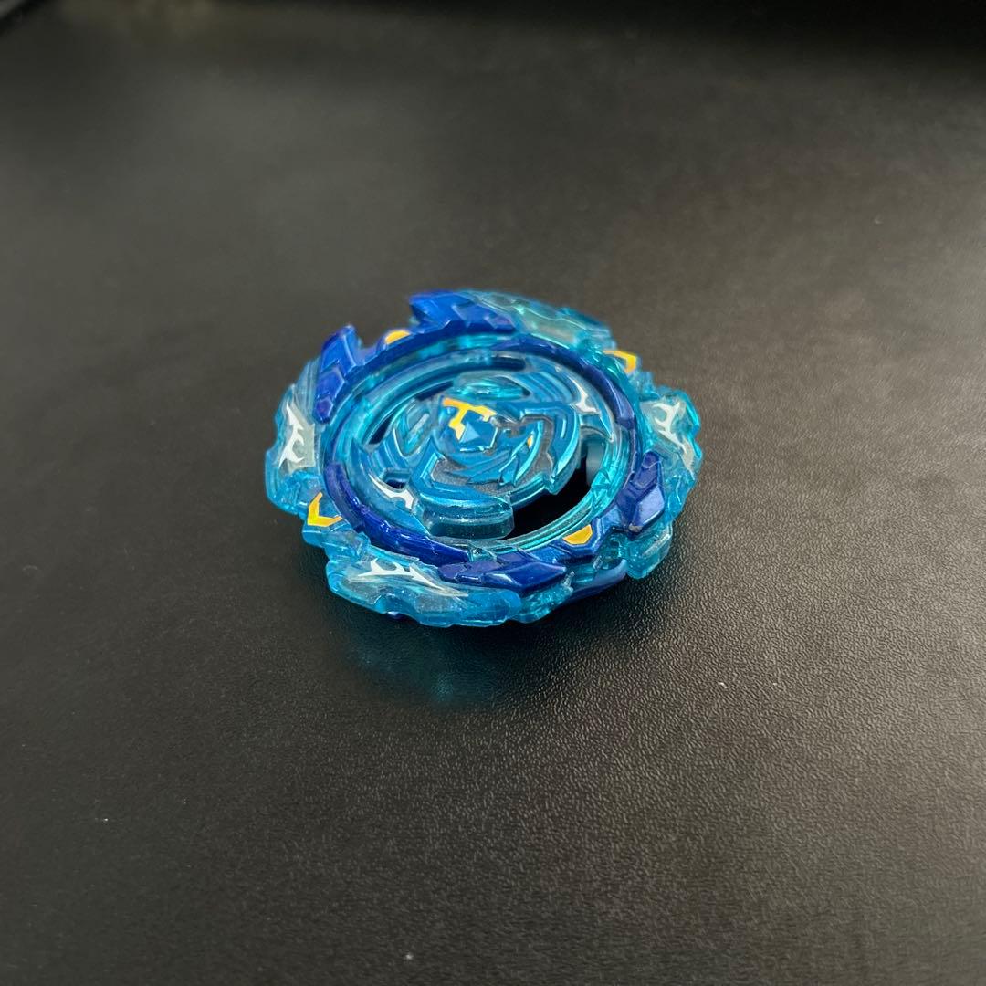 全世界321個限定！ベイブレードバースト　リヴァイブフェニックス　青翼Ver.