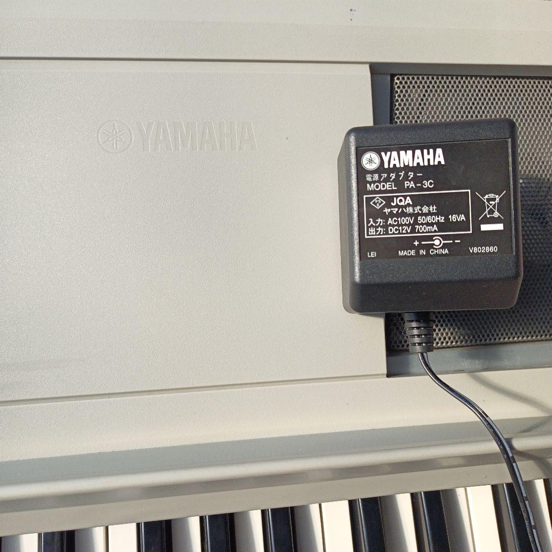 Yamaha PSR-E403 内蔵スピーカー付き