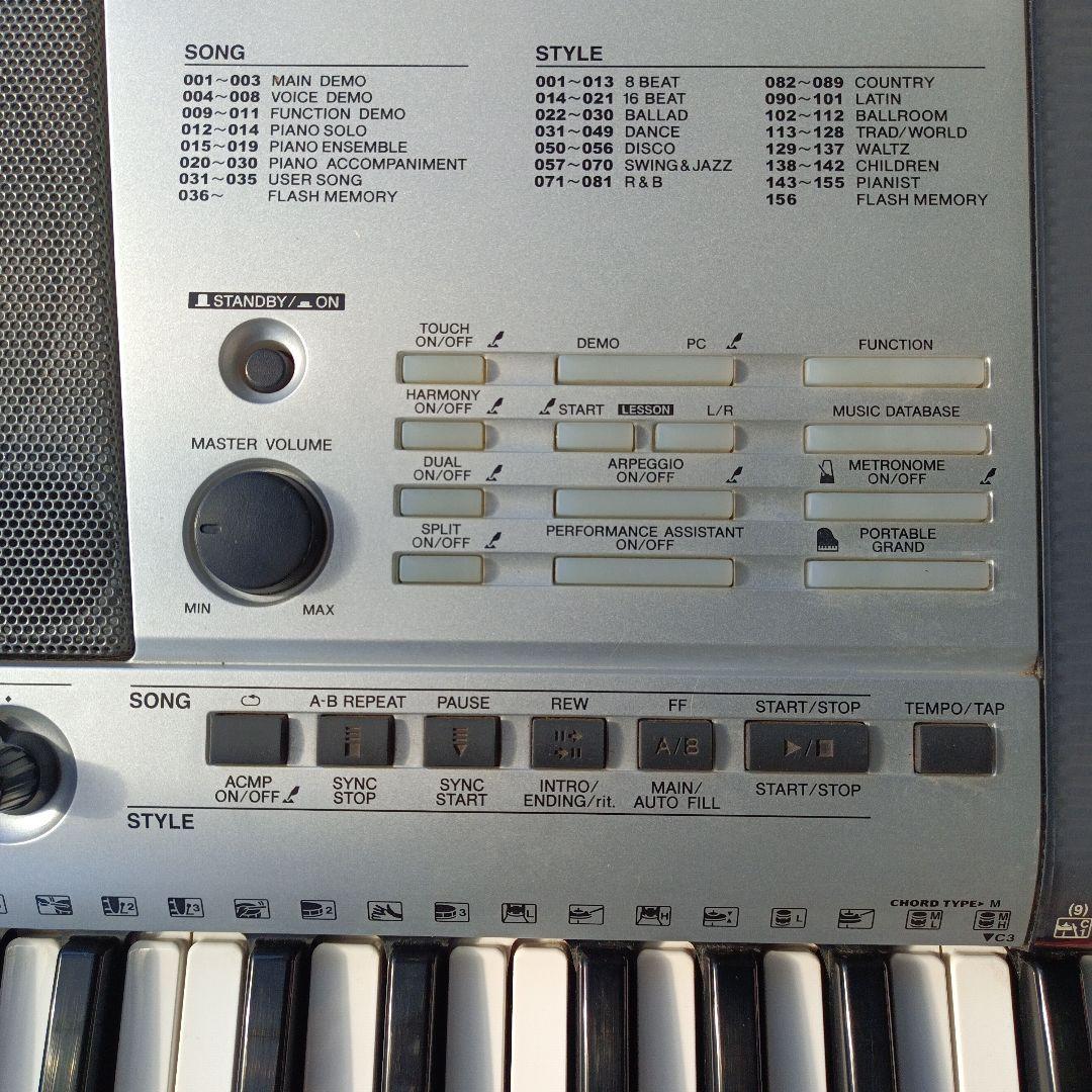 Yamaha PSR-E403 内蔵スピーカー付き