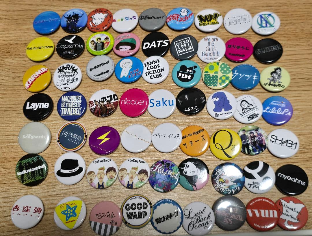 缶バッジ バンド