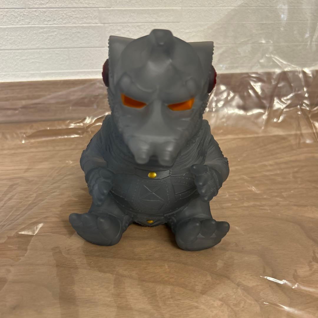 鎮座獣　ゴジラ・ストア限定　お台場　フィギュア3体　ゴジラ　メカゴジラ　シーサー