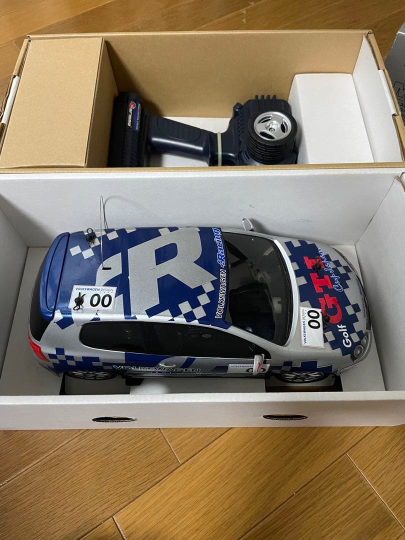 ラジコン　VW Golf GTI Cup Car カリスマ　1/14 新品未使用
