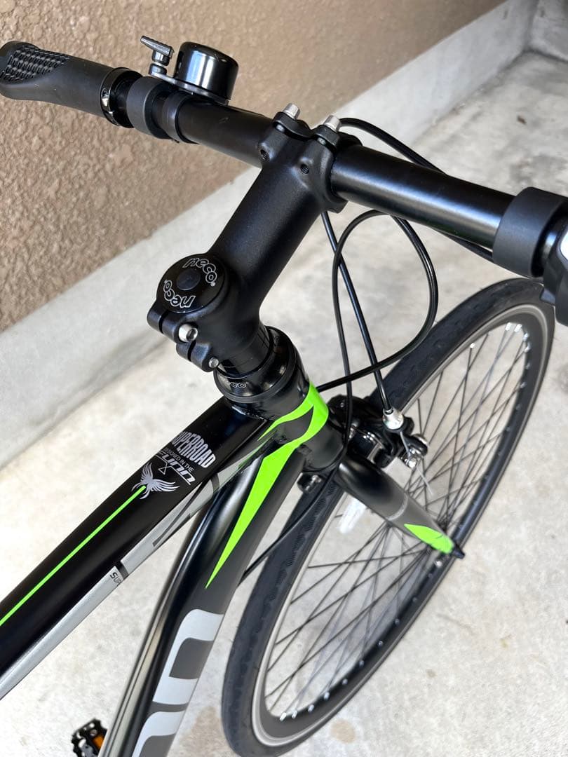 【京都】引き取り希望　美品　即乗り出し可能　6段変速　クロスバイク 通勤通学