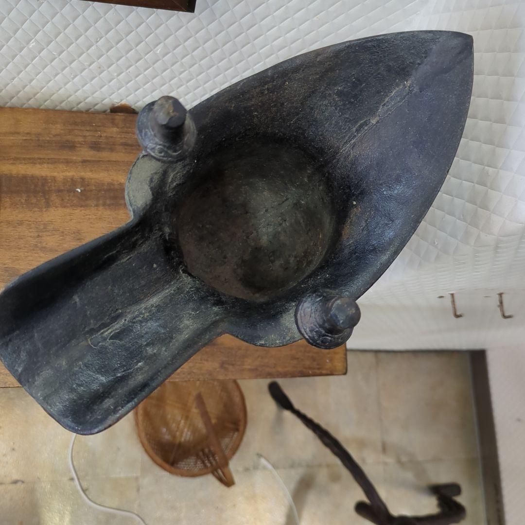 爵　特大サイズ　しゃく　古代中国　酒器　レプリカ　金属　三足