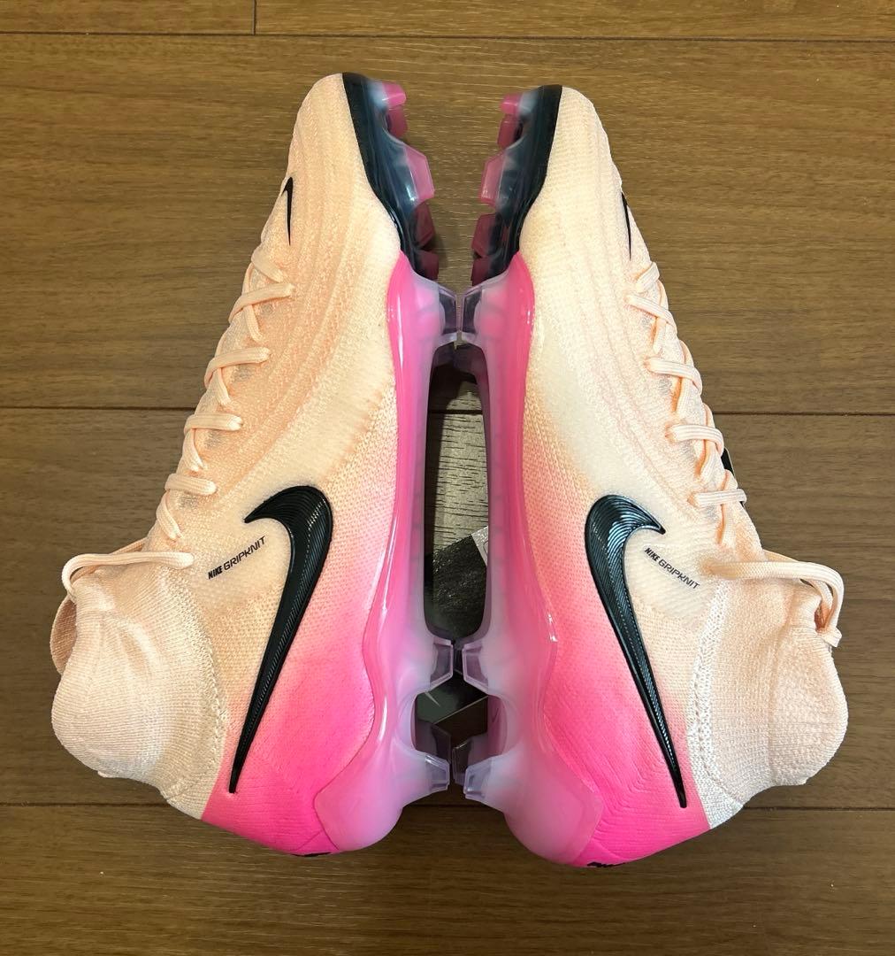 【新品未使用】NIKE PHANTOM LUNA Ⅱ ELITE FG ピンク