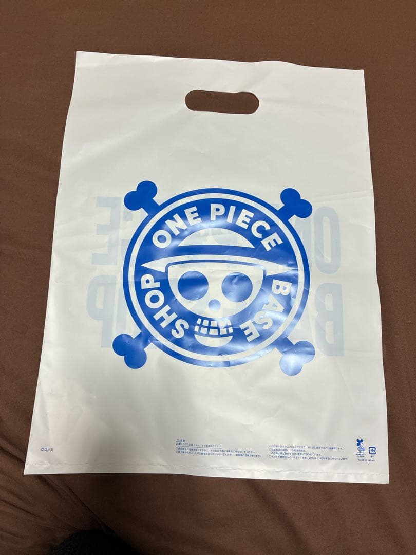 ワンピースベースショップくじ フルカラーフィギュア・ショッパー・アクキー2種