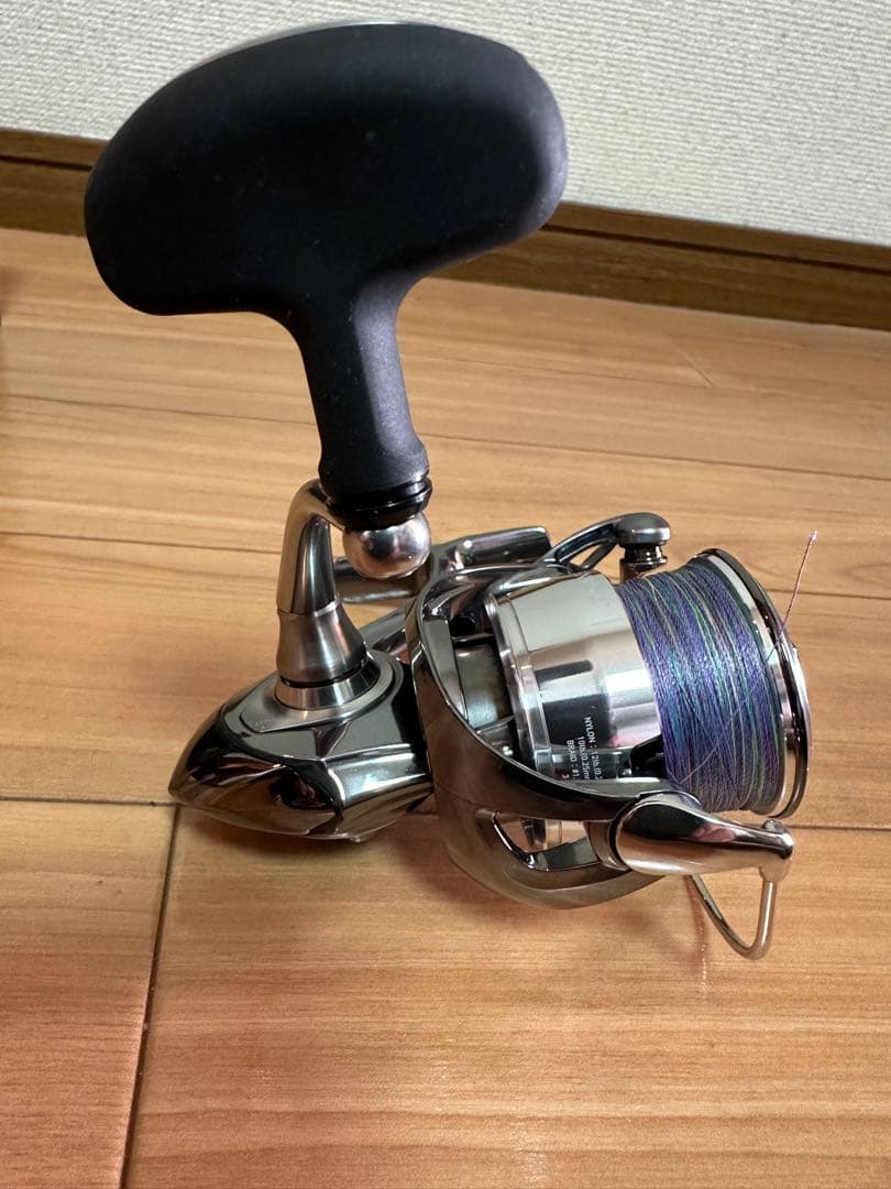 ダイワ　EXIST LT4000-XH スピニングリール