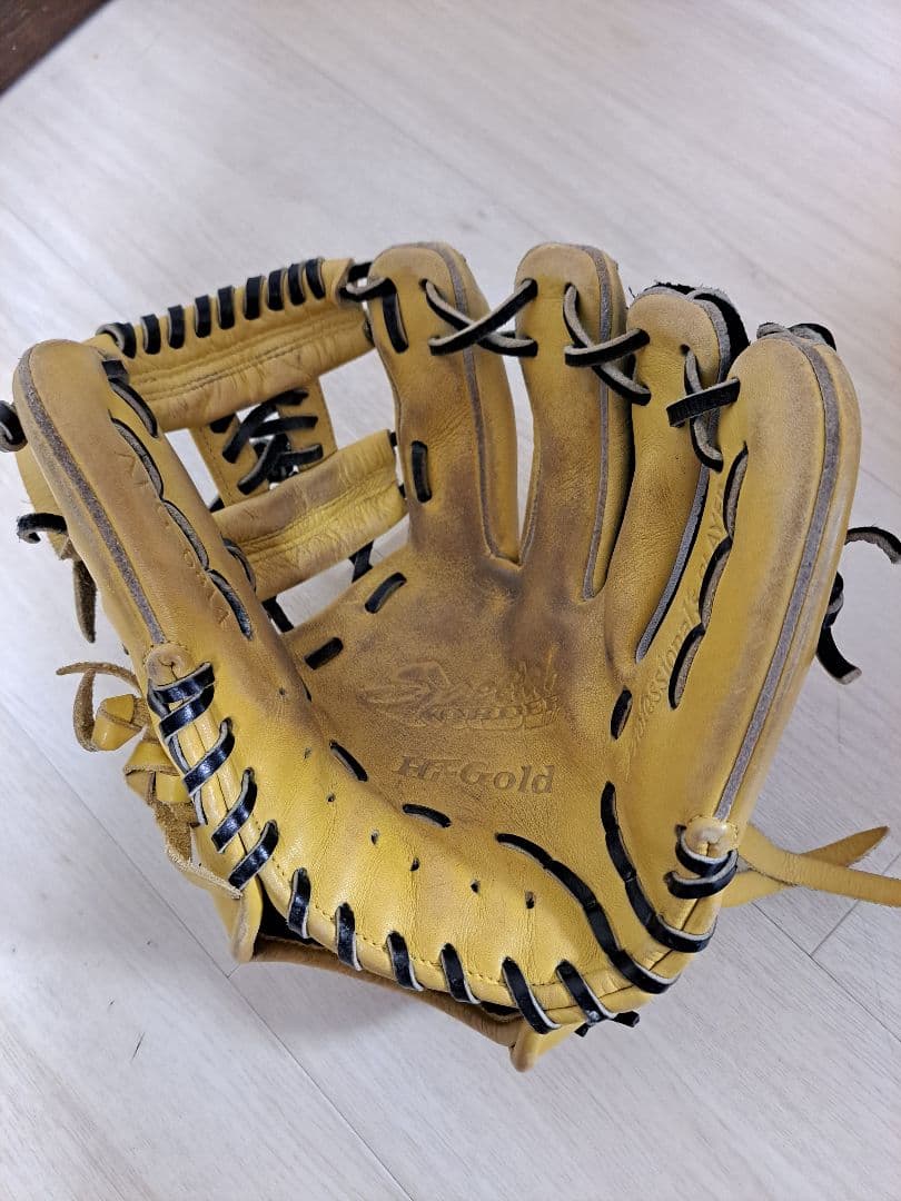 ハイゴールド 軟式グローブ