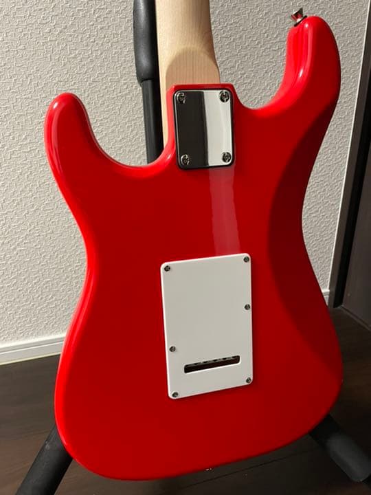 ハンドメイドギター　ストラトキャスタータイプ　レッド