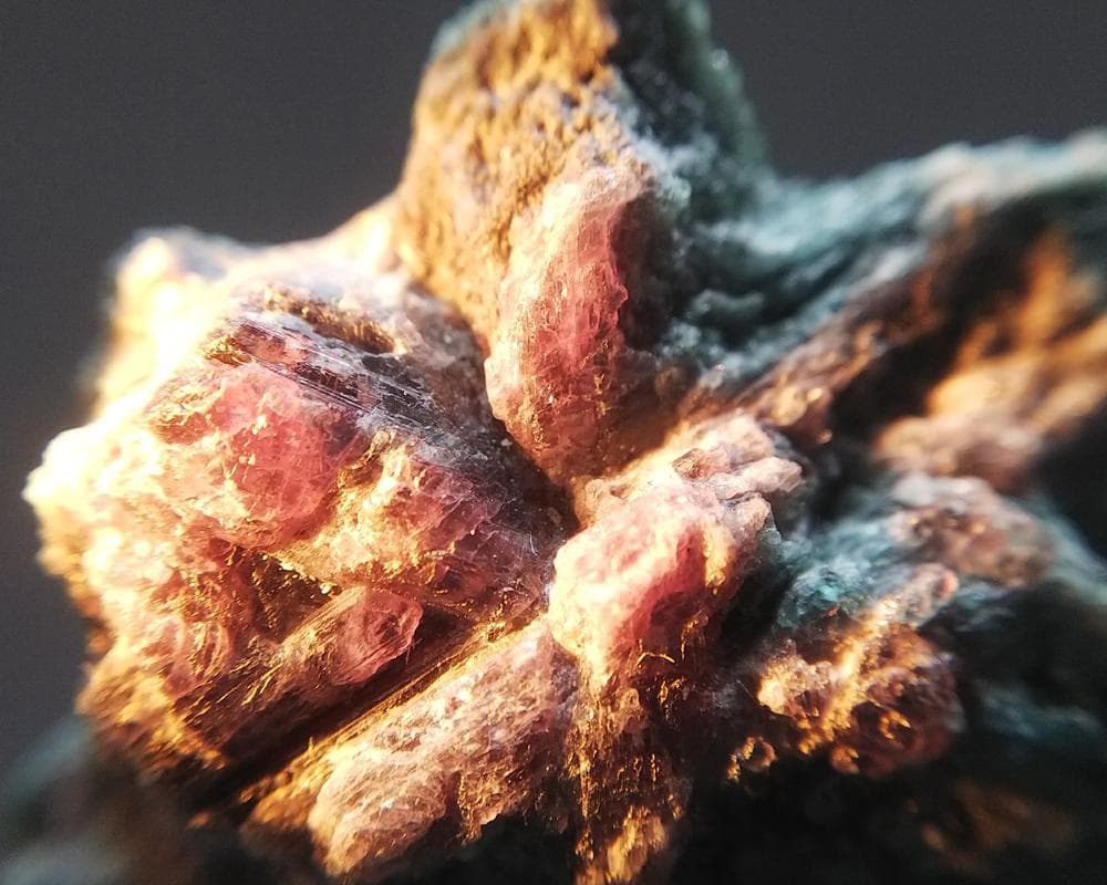 522 アレキサンドライト 六輪座双晶 原石 結晶 ジンバブエ産