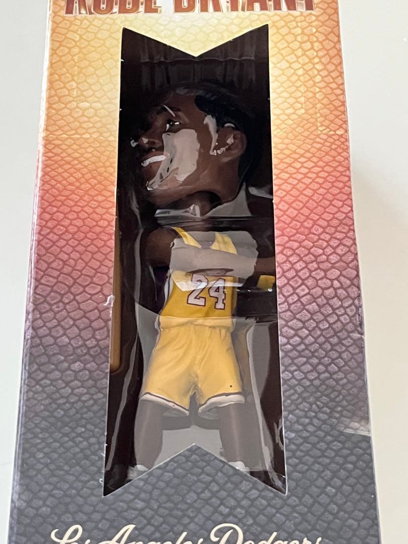 コービーブライアント　ボブルヘッド　非売品　フィギュア