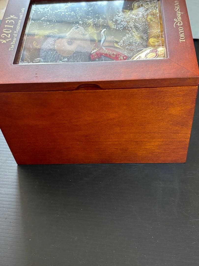 超激レア❣️未使用保管❣️ダッフィー30周年記念 木箱入りぬいぐるみ 元箱あり