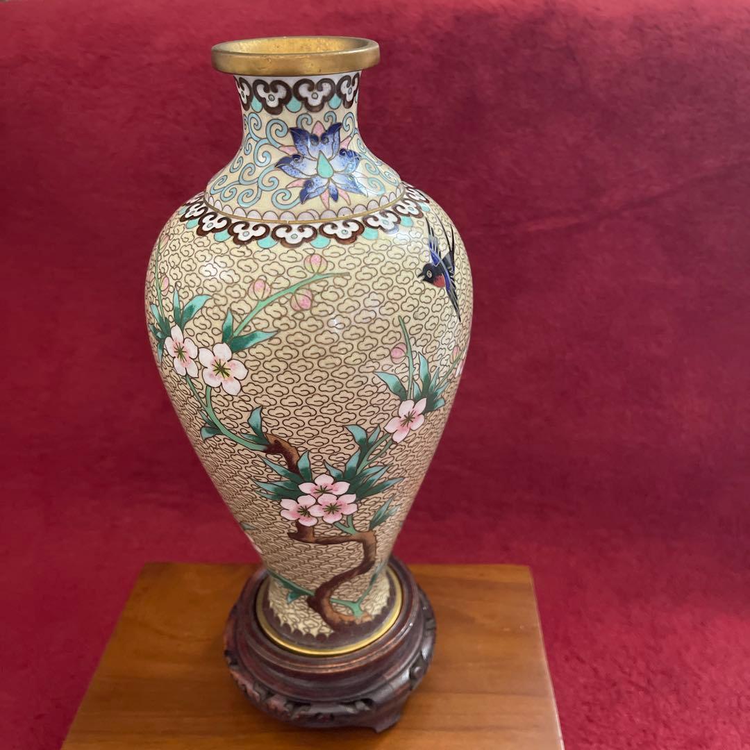 中国琺瑯花図紋瓶 （銅）