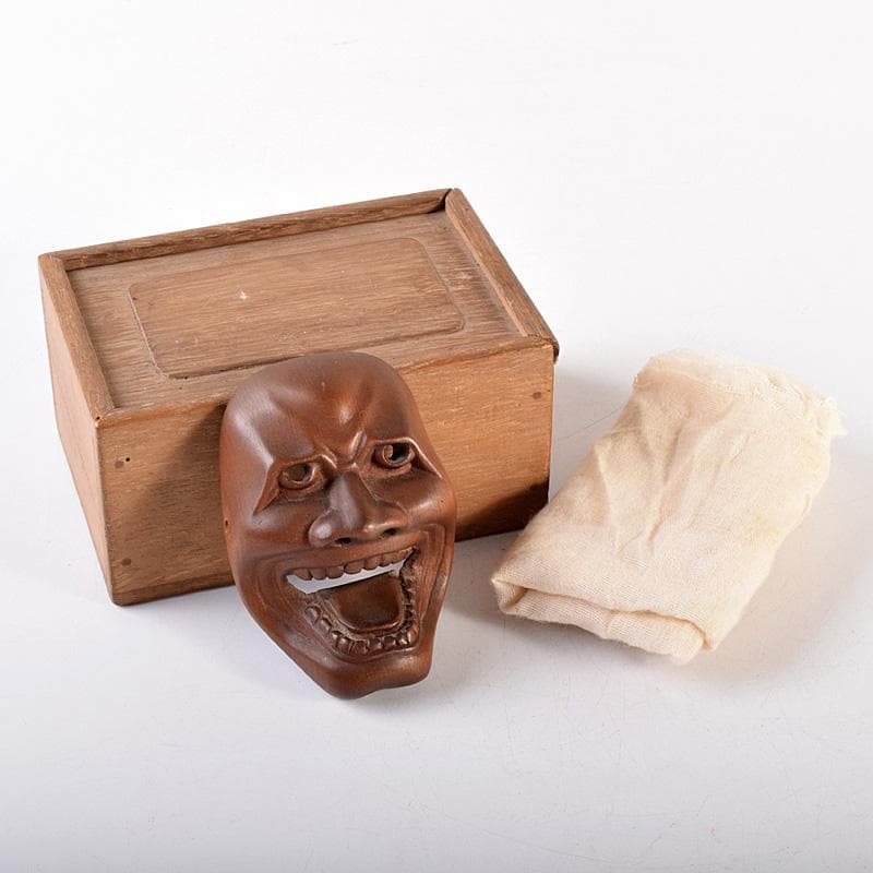 時代提げ物　有田作　能面　能楽　雅楽　木彫　面根付　時代箱付　M　R7872