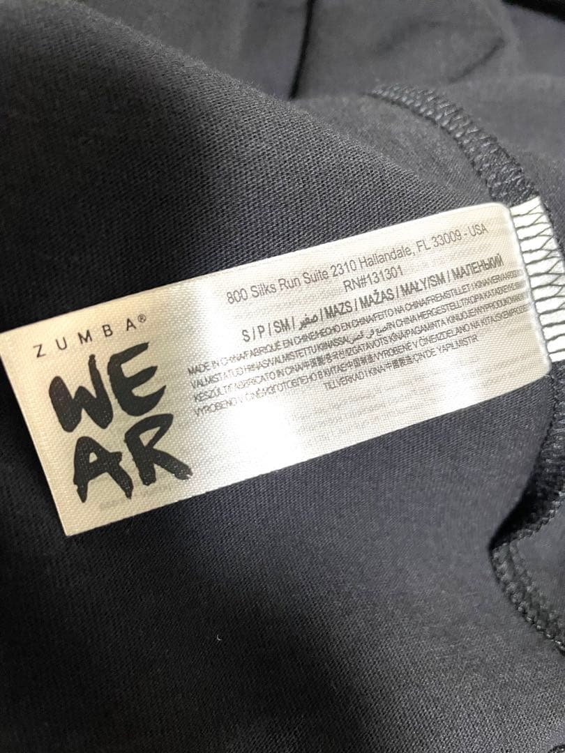 【正規品】新作ZUMBAアジアンロゴオーバーサイズドクルーネック長袖Tシャツ