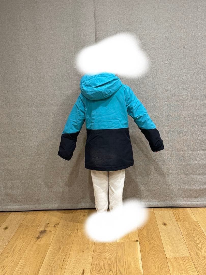 VOLCOMボルコムキッズ　スノーボードウェアーMサイズ