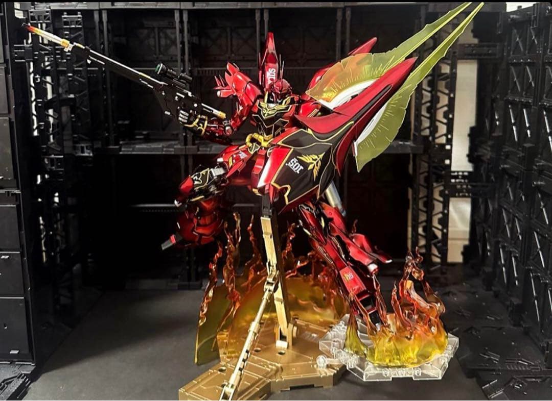 MG シナンジュver.ka塗装済み　完成品　台座付き