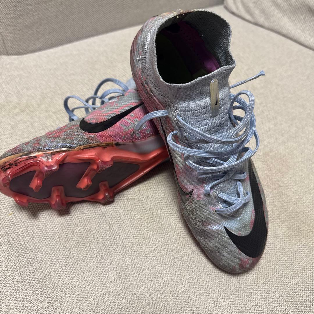 ナイキマーキュリアルFG