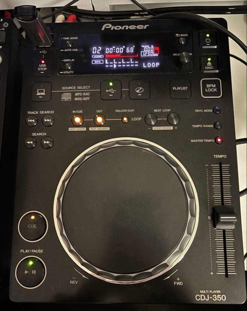 Pioneer CDJ-350 ①