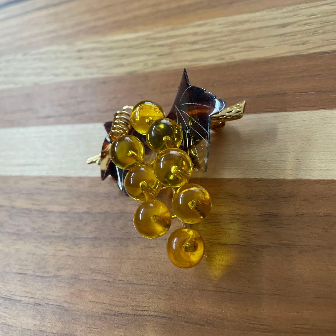 本鼈甲 ぶどう ブローチ 箱付き／本鼈甲保証シールあり ヴィンテージ・和装小物